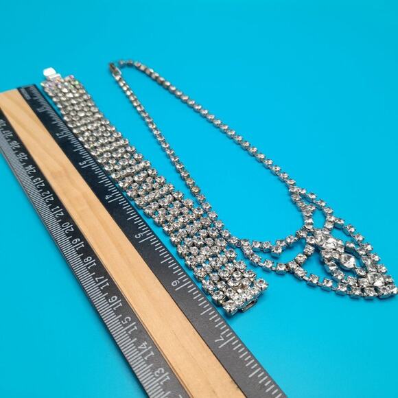 Small Vintage Wedding Clear Rhinestone Necklace Bracelet Set, 1950, 14" & 6 3/4" - Picture 4 of 11